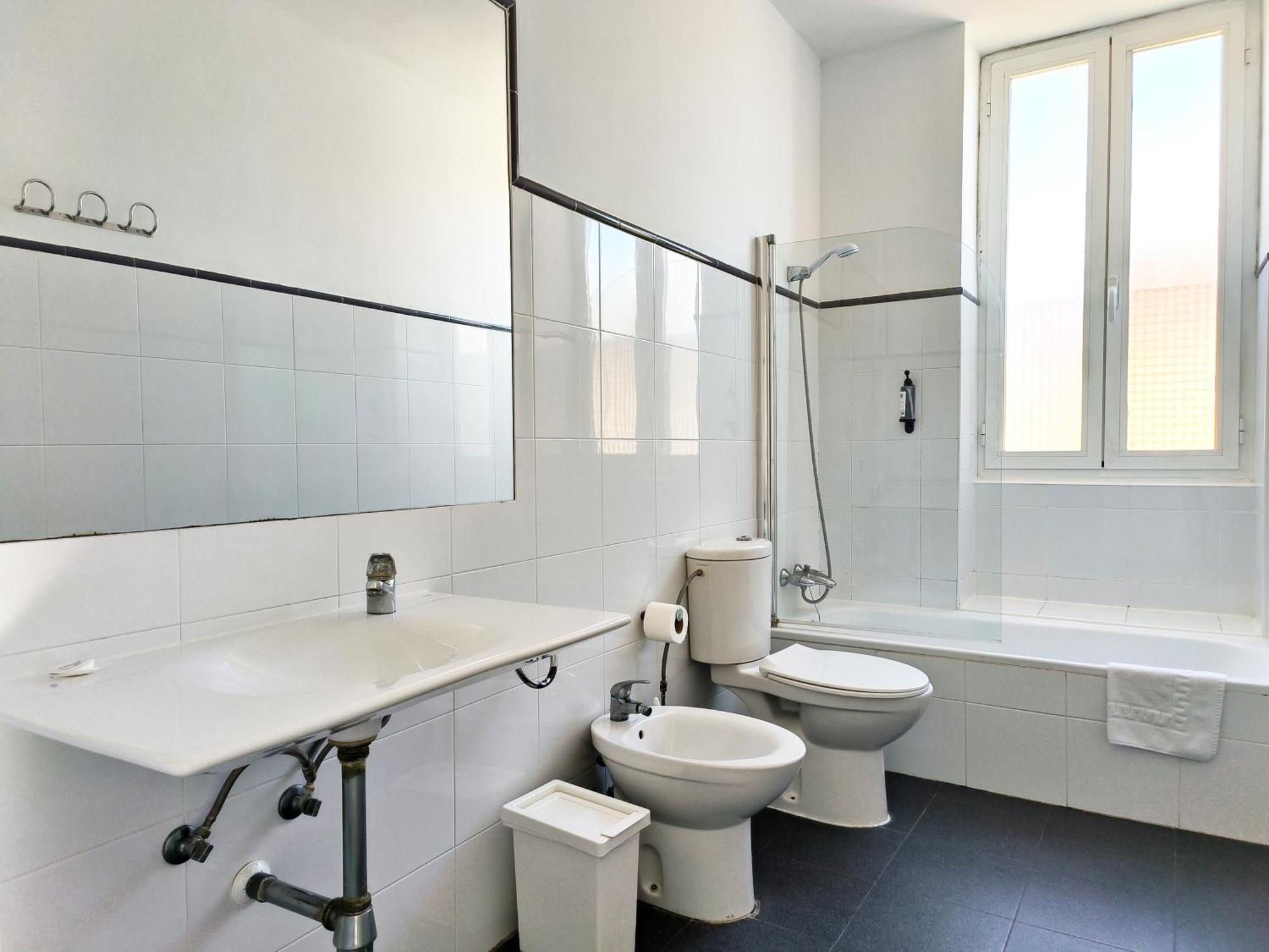 Flats Friends Torres Quart Apartment บาเลนเซีย ภายนอก รูปภาพ